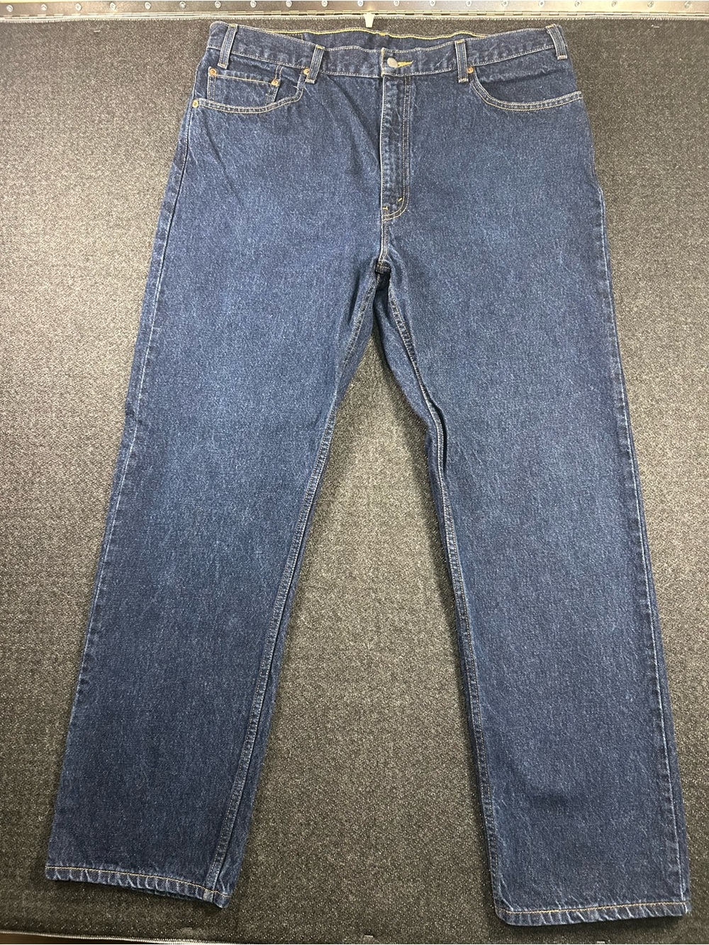 VTG Levi’s 505 Jeans Y2K Men’s 40x32 Blue Dark Wash Regular Fit Western